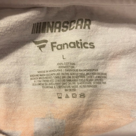 SOLD - NASCAR Richmond Raceway 2018 Tee - Picture 5 of 6